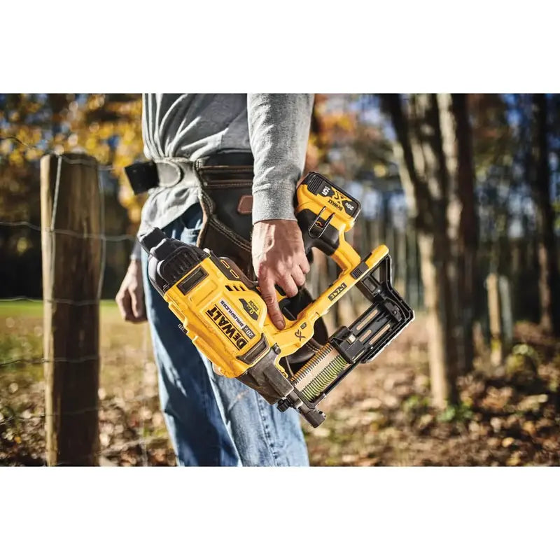 DeWALT DCFS950B 20V MAX XR 9-Gauge Cordless Fencing Stapler  Tool-Only (2026)
