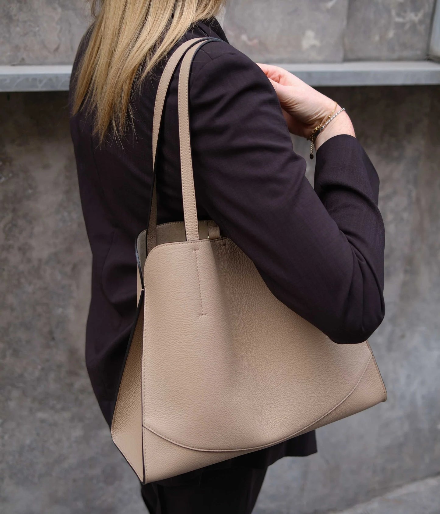 Medium Oak | Sable