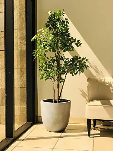 Kante Lightweight Durable Modern Round Outdoor Planter, 18  x 18  x 17