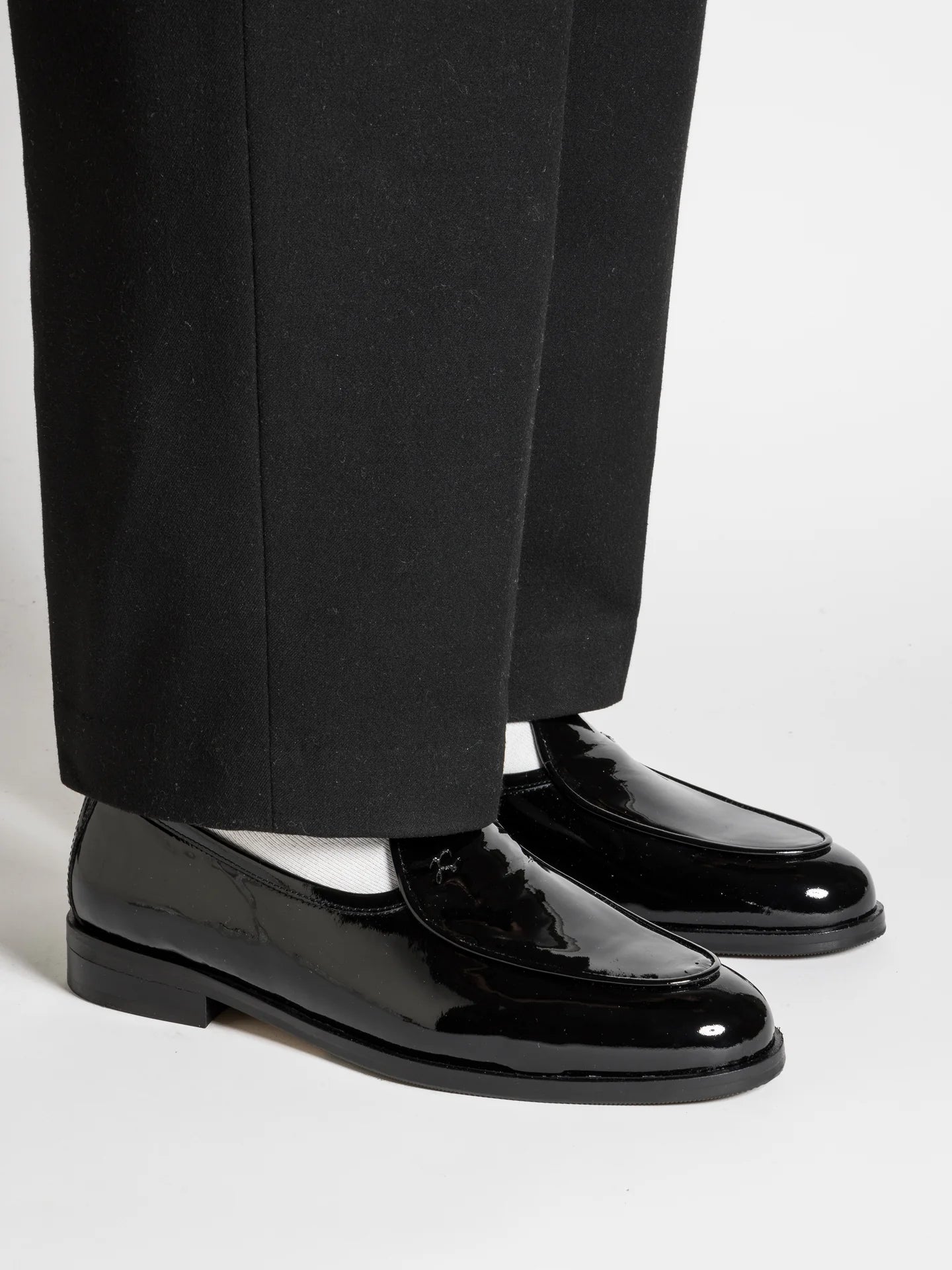 JACQUES NEW PATENT BLACK SG