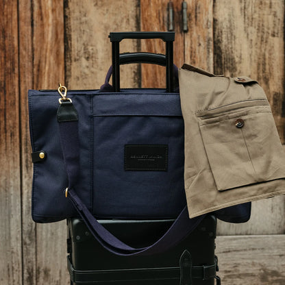Trifold - Navy