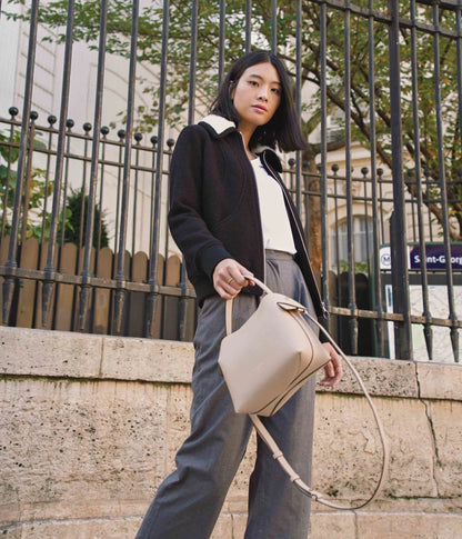 Medium Swann | Sable