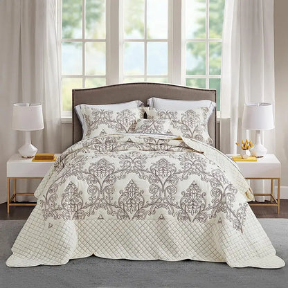CHIXIN Oversized Bedspread Coverlet Set King Size   Lightweight Bedding Cover