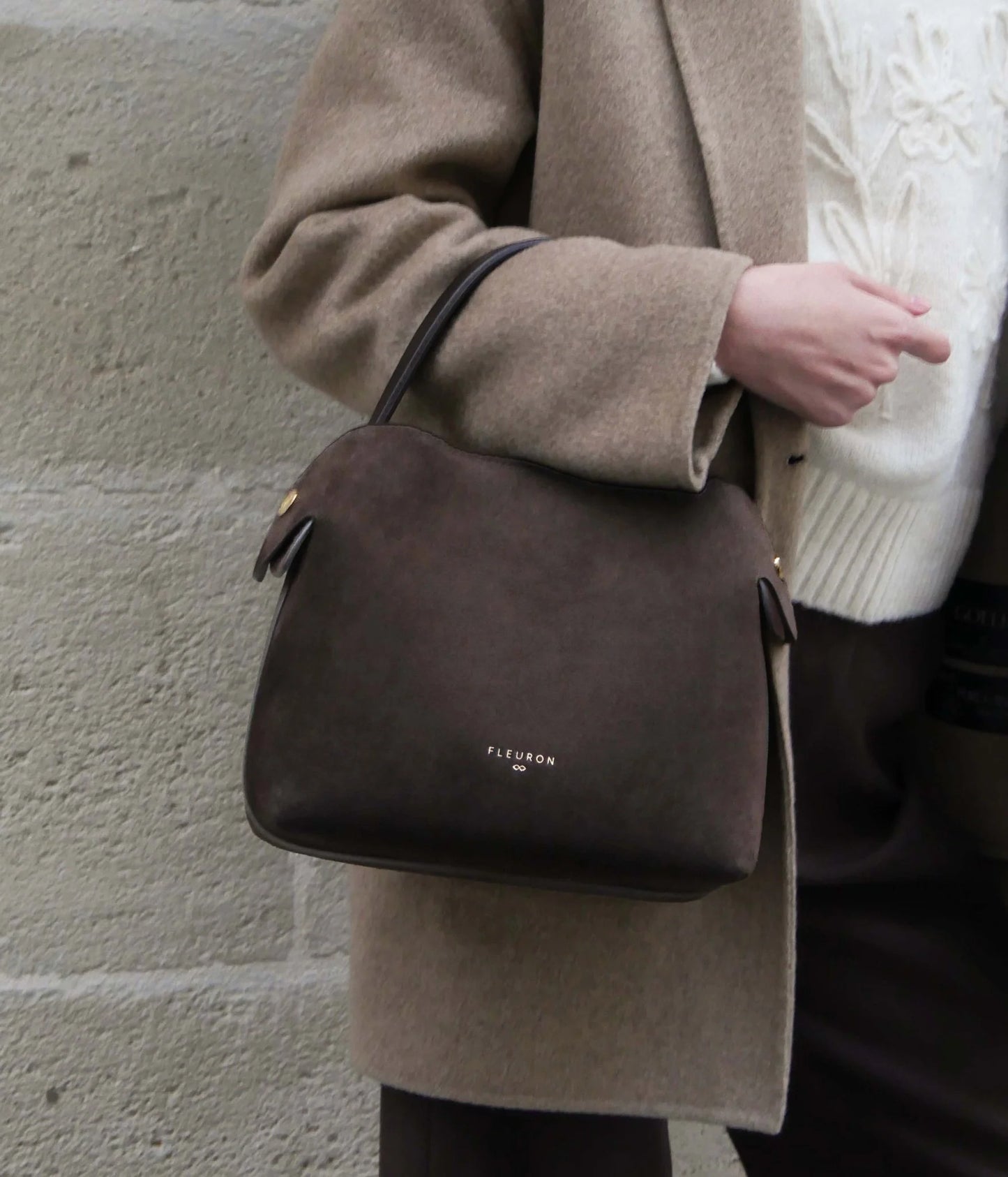 Medium Swann | Suede Moka