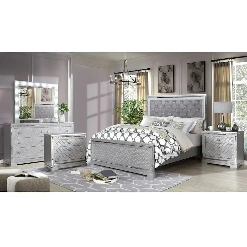 Seleena Glam Tufted Bedroom Set  5-Piece Silver-Wood Panel Collection with USB Charging Ports