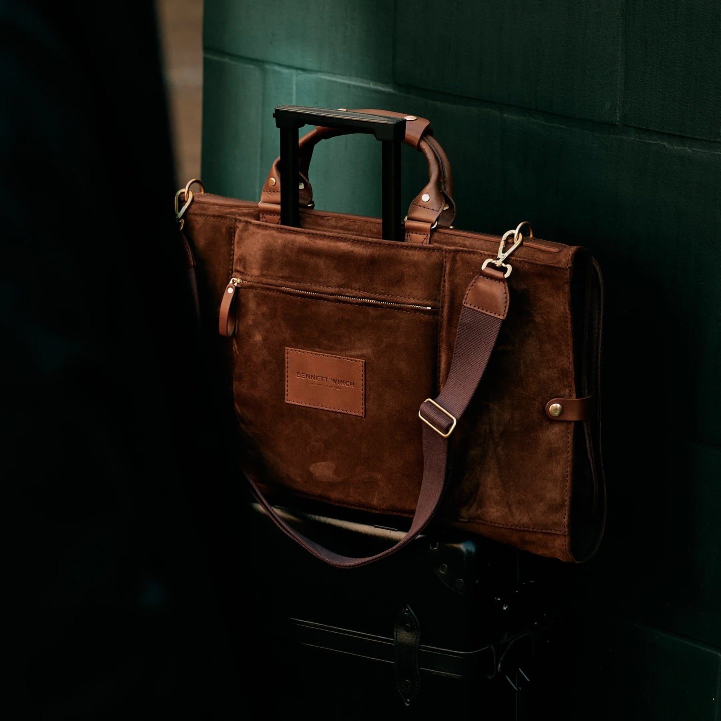 Suede Trifold - Tobacco Brown
