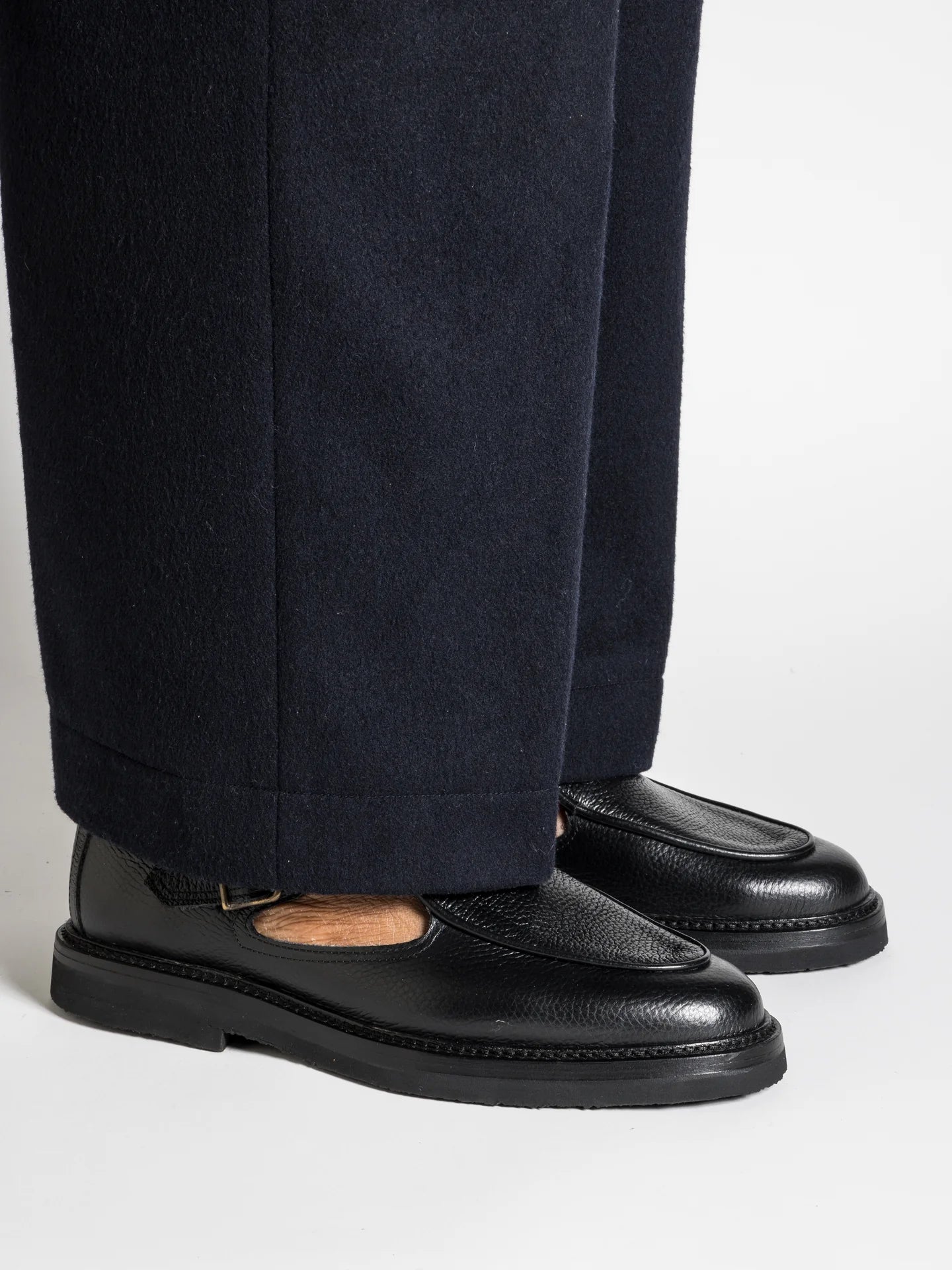 JO BLACK GRAINED