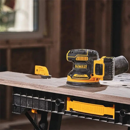DeWALT DCW210P1 20V MAX XR 5″ Random Orbit Sander  Complete Kit (2026)