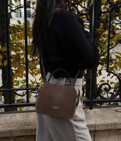 Mini Swann | Suede Moka