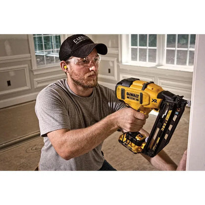 DEWALT 20V MAX XR Lithium-Ion Cordless 16-Gauge Angled Finish Nailer (Tool Only) DCN660B