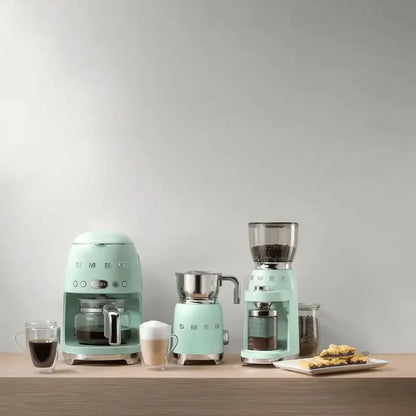 Smeg Retro-Style Drip Coffee Maker — 10-Cup Capacity, Pastel Green Finish, 50s Aesthetic